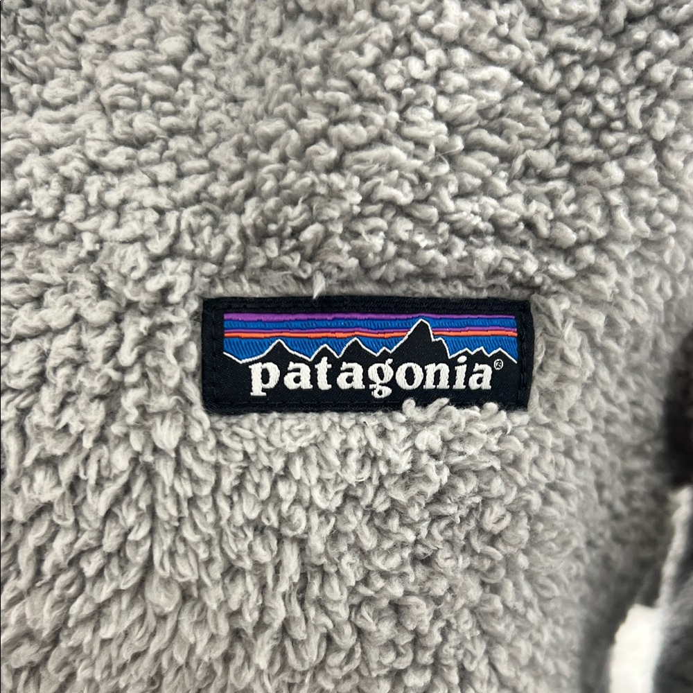 Patagonia Women's Gray Quarter-Zip Fleece - Picture 2 of 13